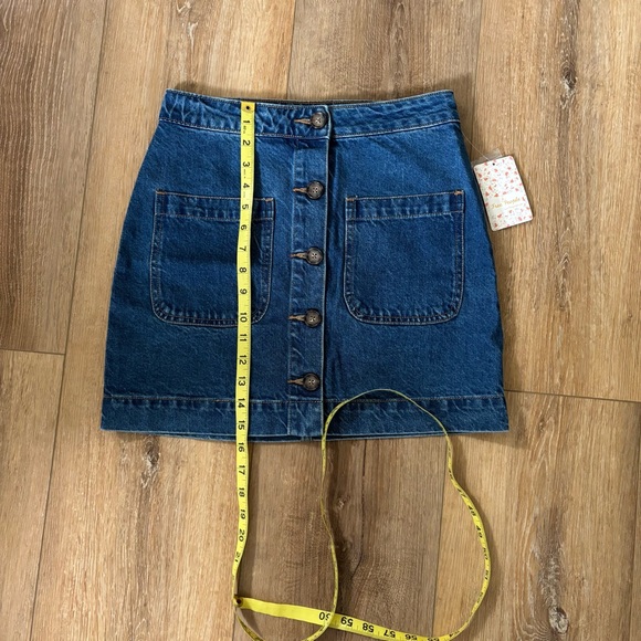 Free People Women’s Denim Skirt Buttons Pockets Super High Rise Size 25‎ New - Picture 6 of 6